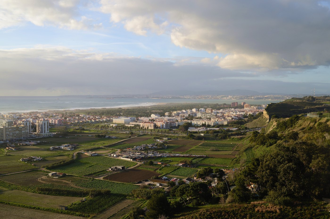 Costa da Caparica cityscape