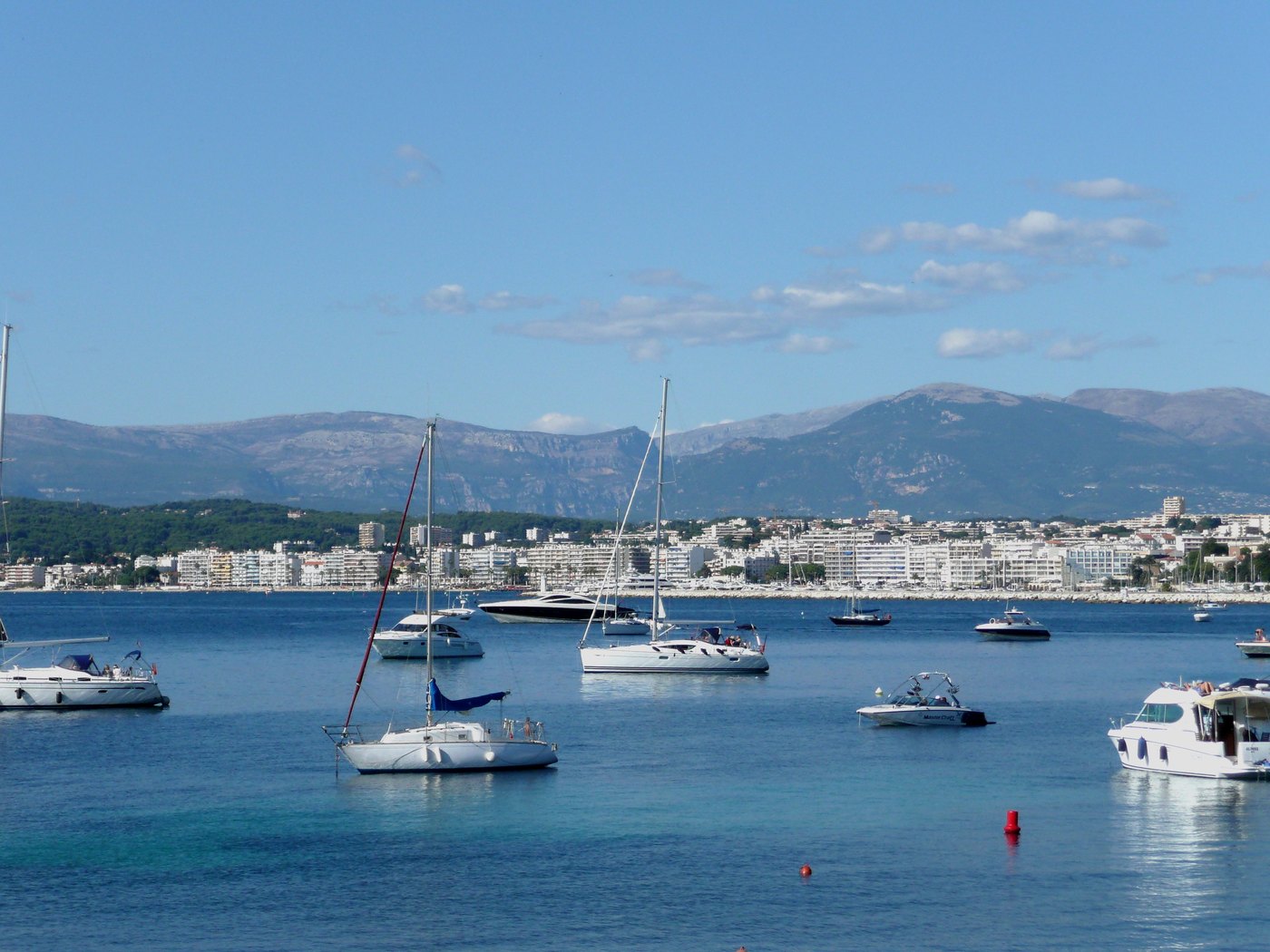 Juan-les-Pins cityscape