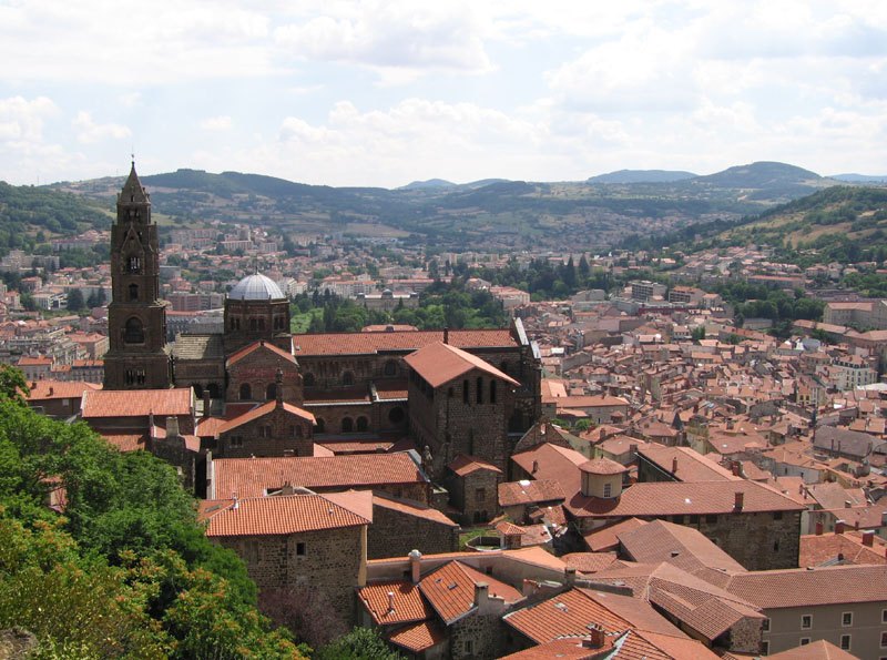 Le Puy-en-Velay cityscape